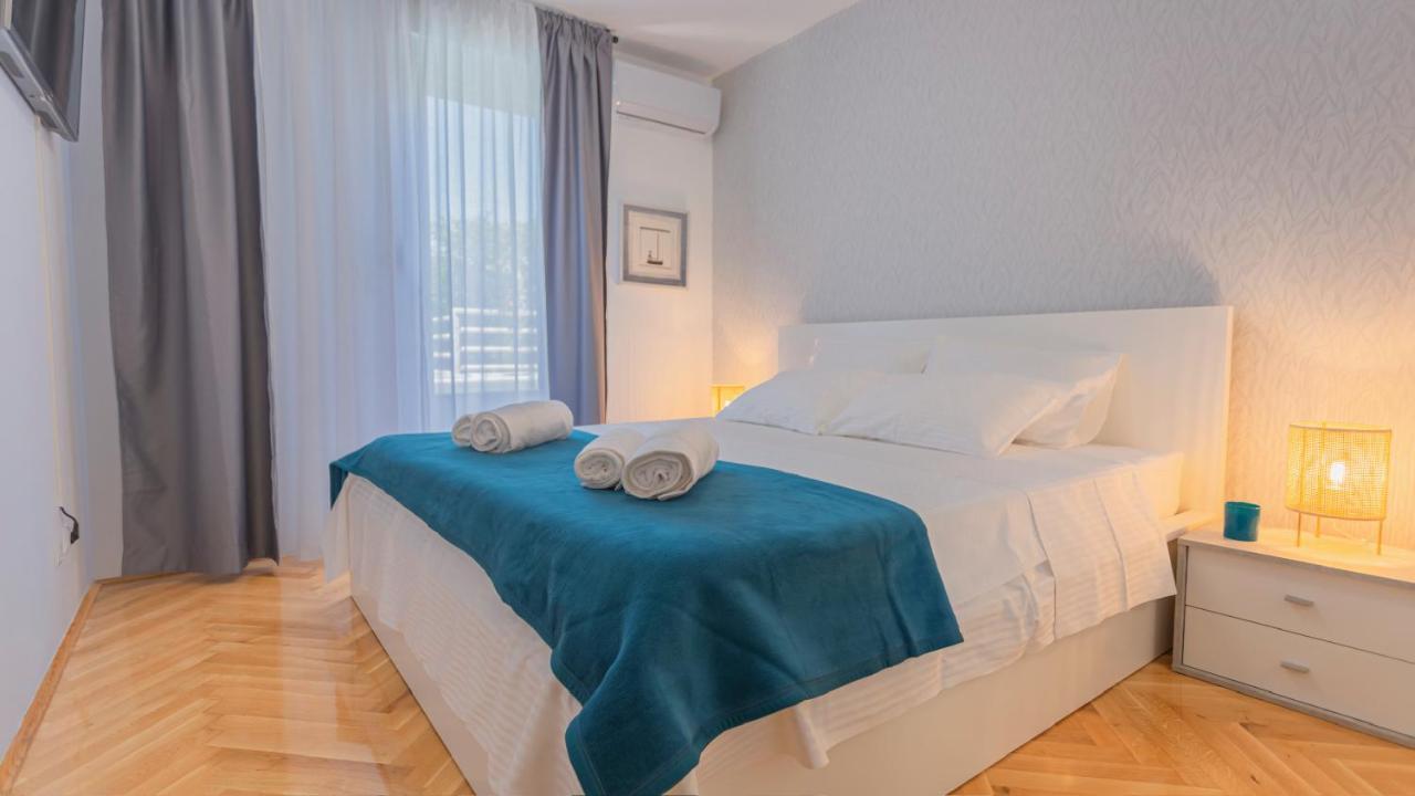 New Delux Green Garden Apartment With Hotube **** Split Kültér fotó