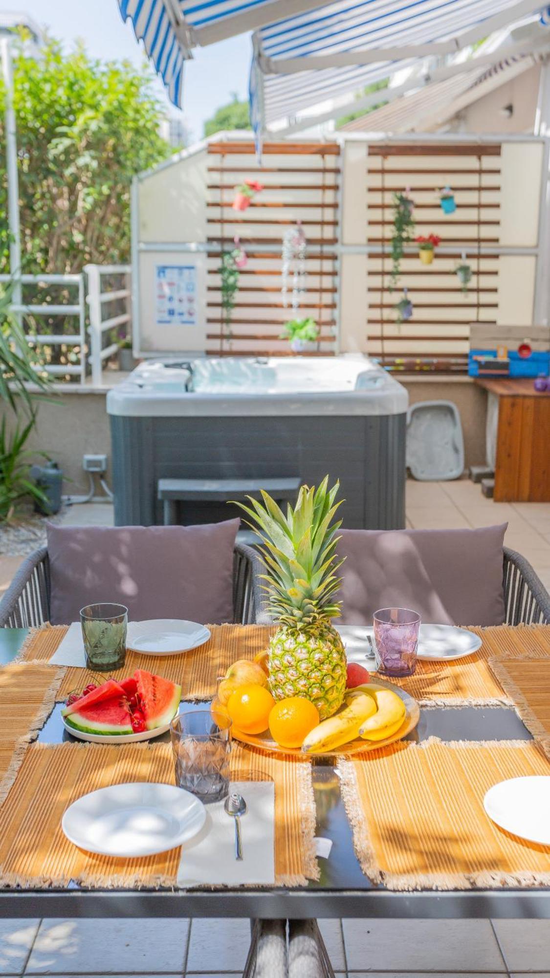 New Delux Green Garden Apartment With Hotube **** Split Kültér fotó