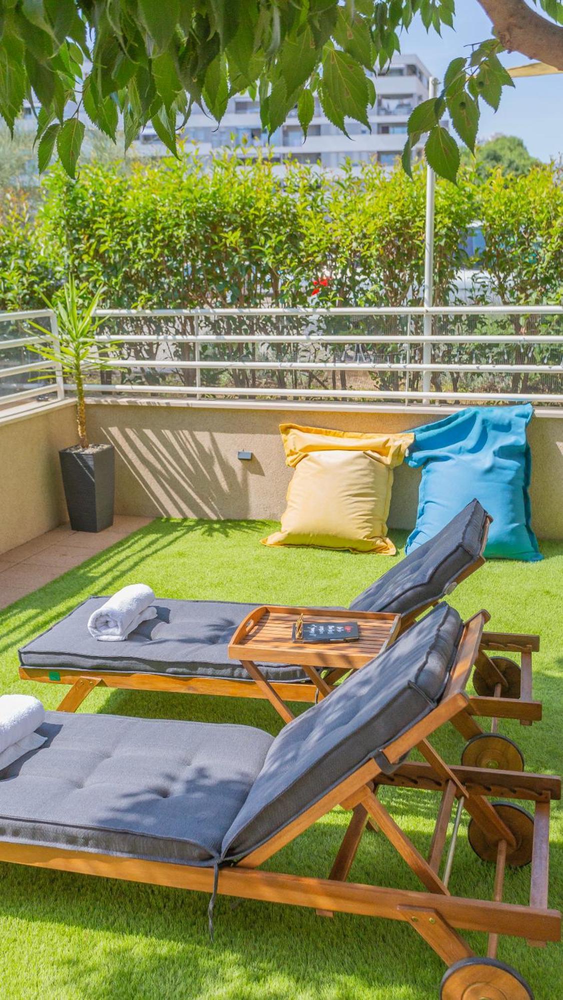 New Delux Green Garden Apartment With Hotube **** Split Kültér fotó
