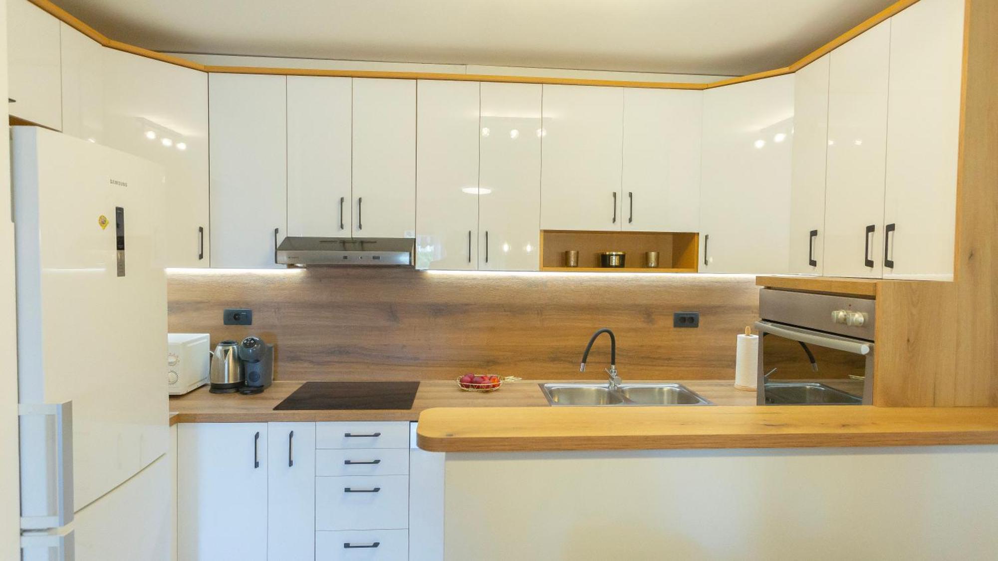 New Delux Green Garden Apartment With Hotube **** Split Kültér fotó